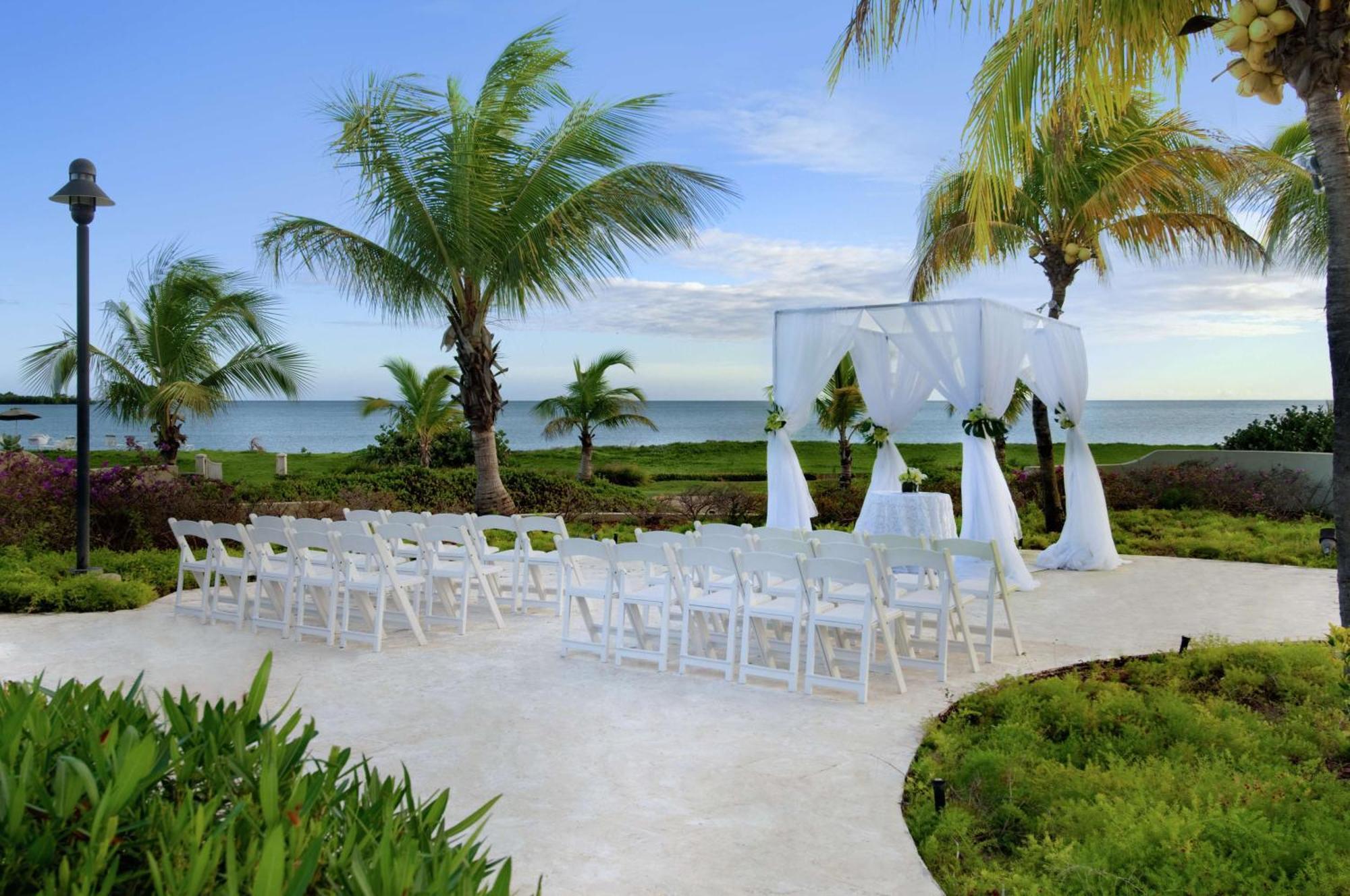 Hilton Ponce Golf & Casino Resort Exterior foto